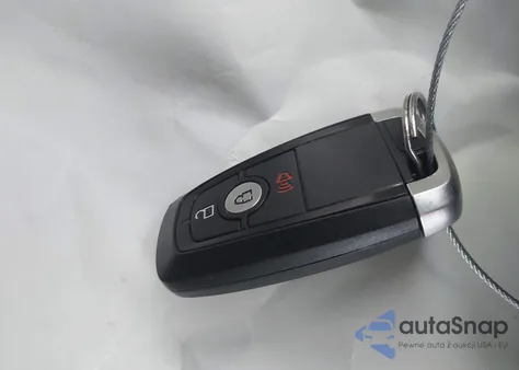 2020 Ford Escape Se z USA, uszkodzony, nr VIN 1FMCU9G6XLUB21367